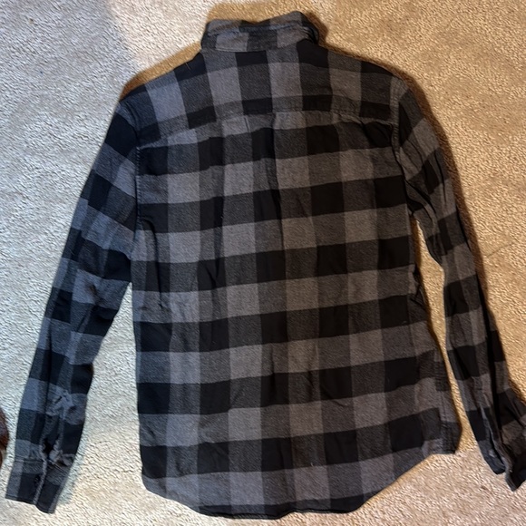 American Eagle Plaid Flannel Button Down - Picture 4 of 5